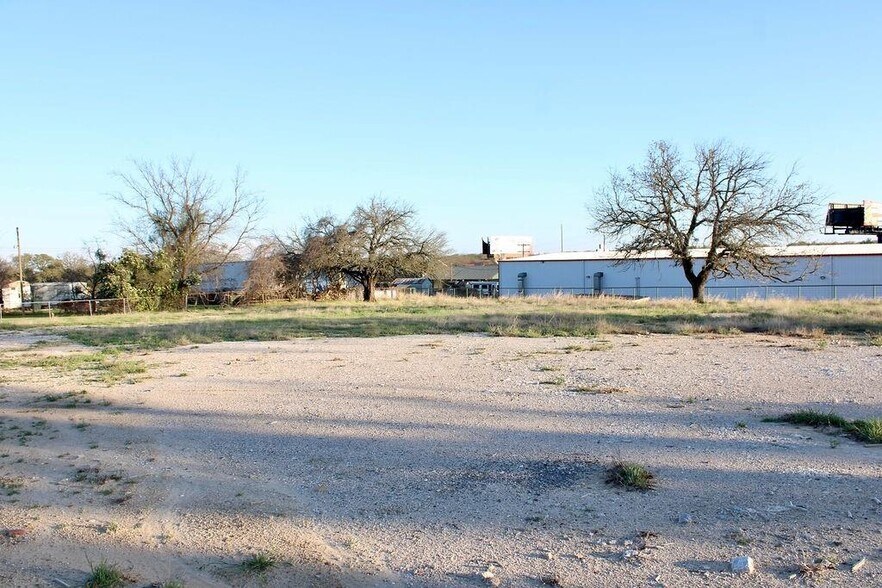 More Photos Of 119 Mikus Rd, Hudson Oaks Land For Lease