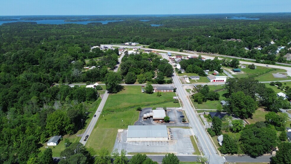 More Photos Of 274 E Savannah St, Calhoun Falls Freestanding For Sale