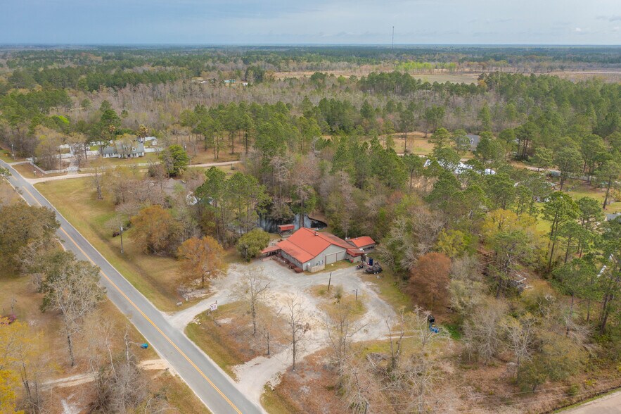 More Photos Of 340 Northview Dr, Jesup Restaurant For Sale