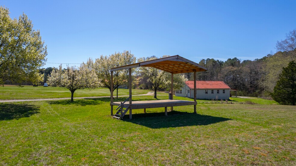 More Photos Of 3200 Bliss Trail, Stem Lodge Meeting Hall For Sale