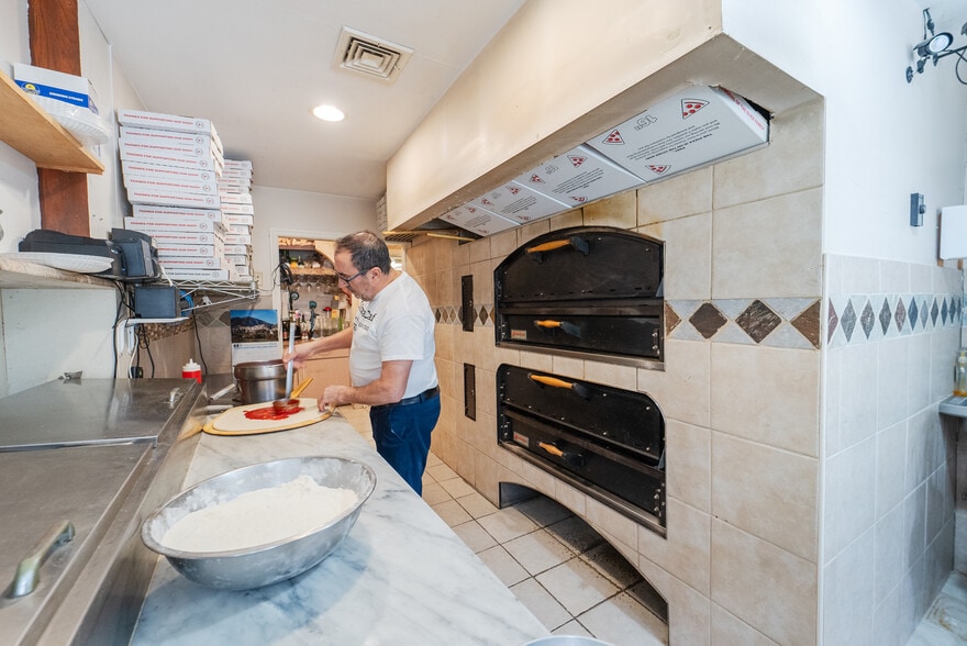 More Photos Of La Strada Cafe, Branchburg Restaurant For Sale