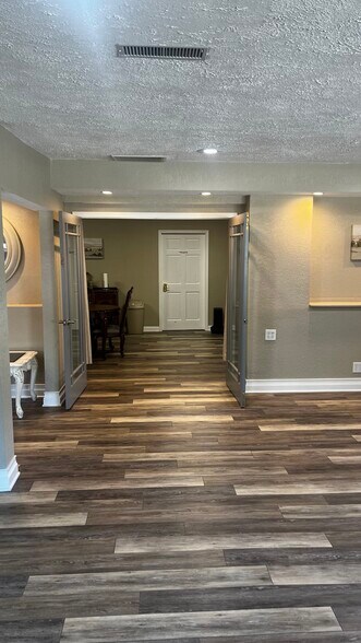 More Photos Of 508 E 6th St, Sheridan Storefront For Sale