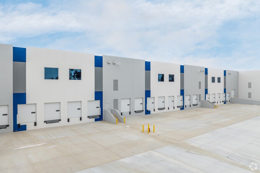 More Photos Of 1101 Bell Ave, Tustin Distribution For Sale