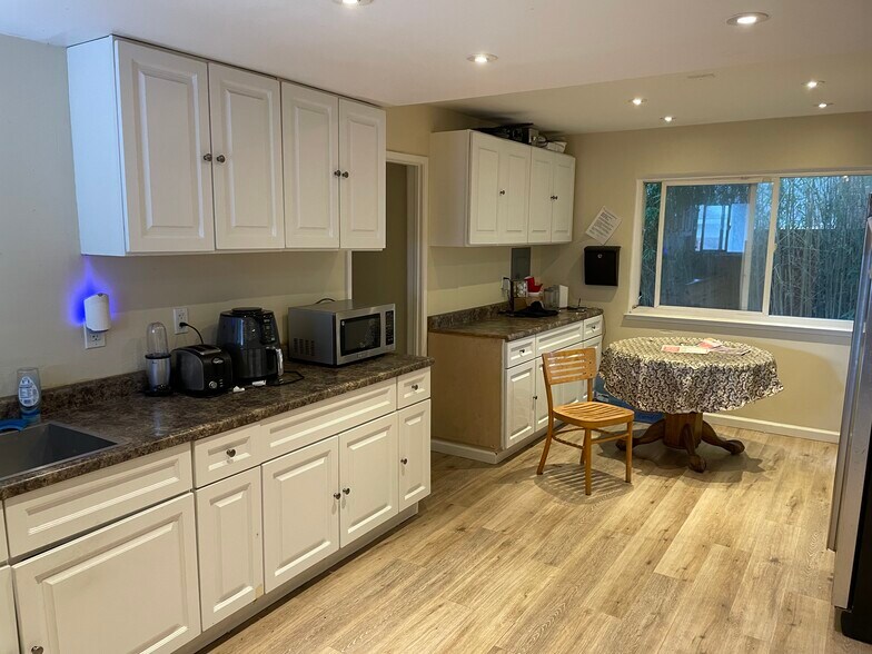 More Photos Of 1260 Glacier Dr, Milpitas Specialty For Sale
