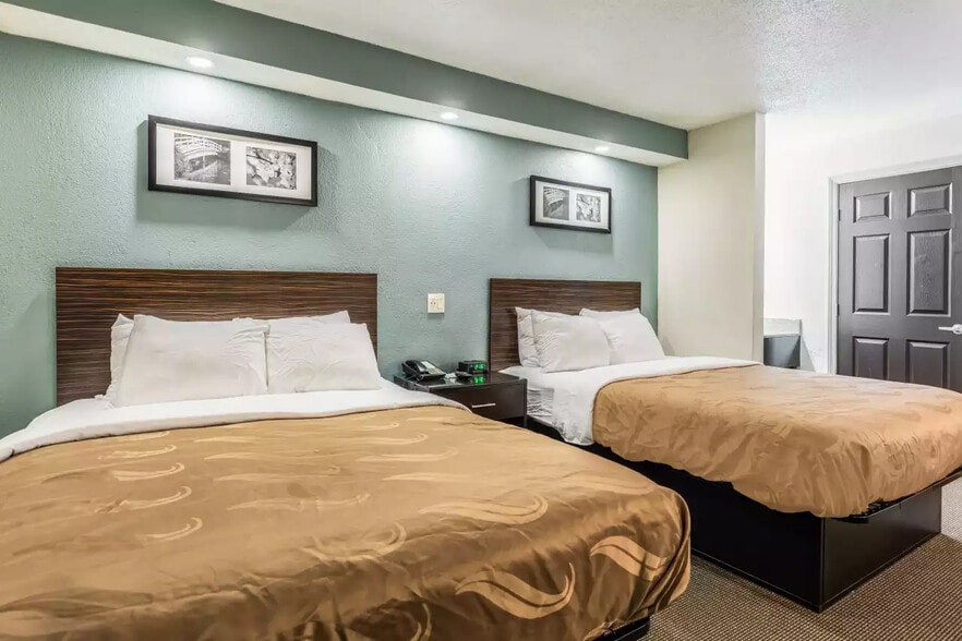 More Photos Of 2855 Old Austin Peay Hwy, Memphis Hotel For Sale