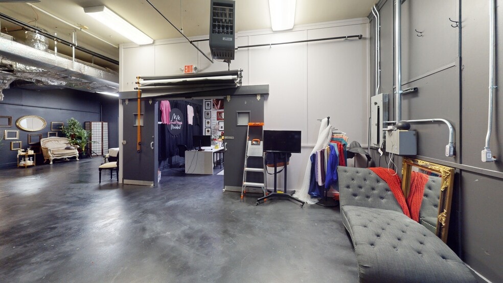 More Photos Of 184 Route 101, Bedford Bank For Sale