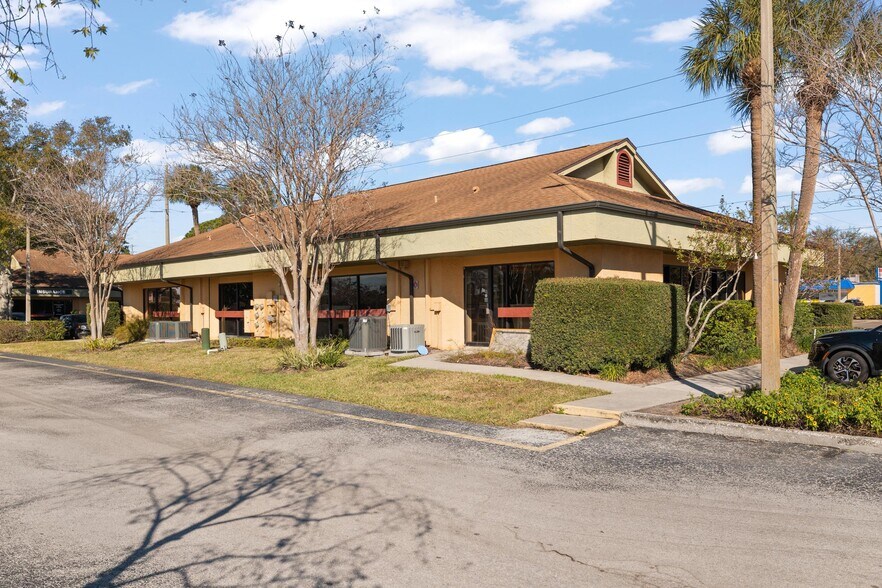 More Photos Of 2339 Sunset Point Rd, Clearwater Medical For Lease