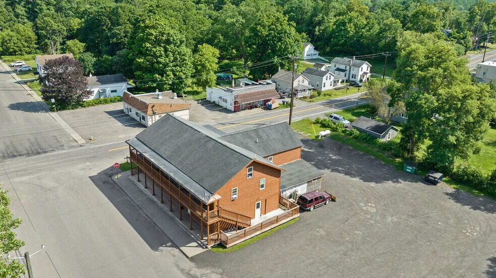 More Photos Of 552 Main St, Apalachin General Retail For Sale