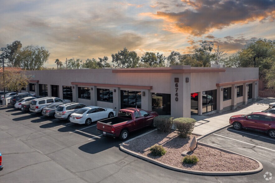 Primary Photo Of 6740 N Oracle Rd, Tucson Office For Sale