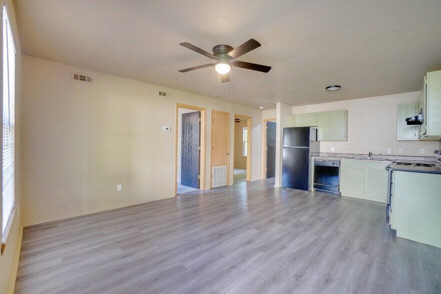 More Photos Of 1900 S Z St, Fort Smith Apartments For Sale