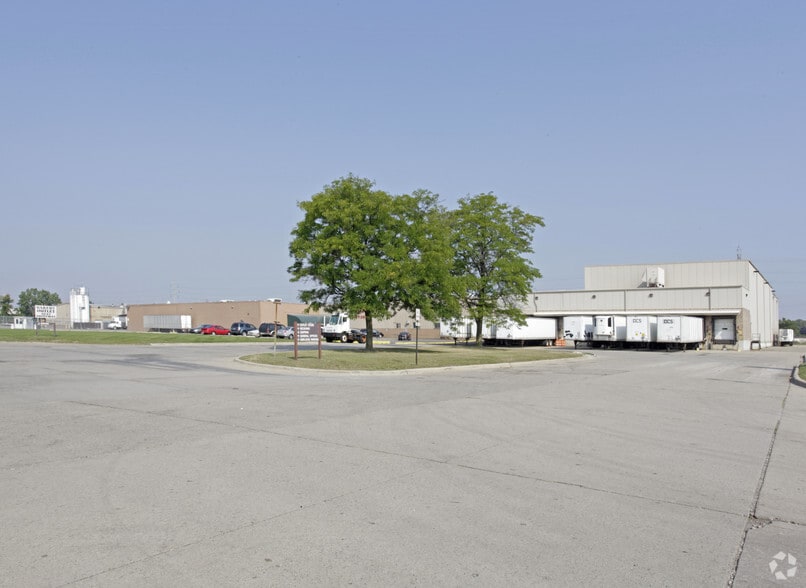 Primary Photo Of 12301 Farmington Rd, Livonia Food Processing For Sale