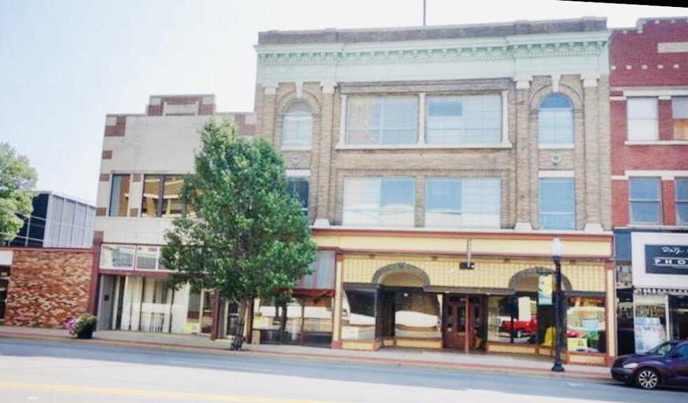 More Photos Of 405-409 S Main St, Joplin Apartments For Lease