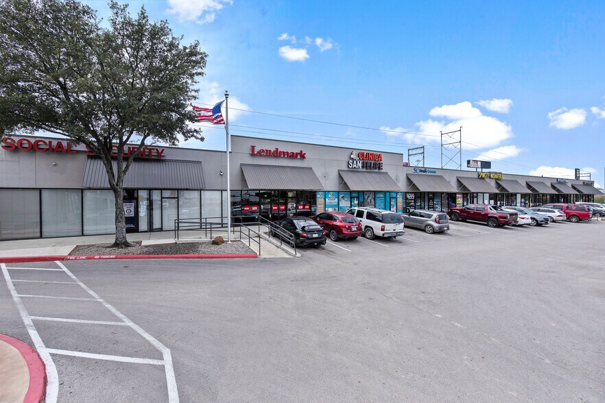 More Photos Of 400-900 Bugg Ln, San Marcos Unknown For Lease