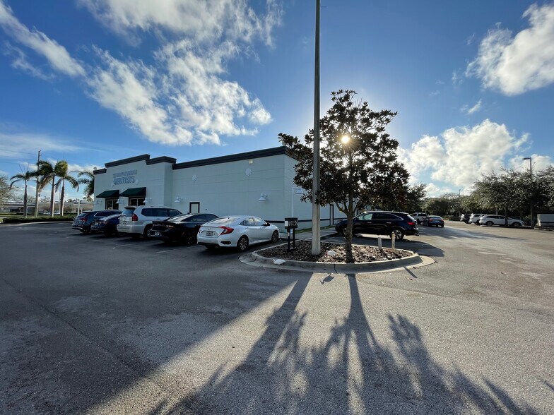 More Photos Of 5934 SE Federal Hwy, Stuart Unknown For Lease