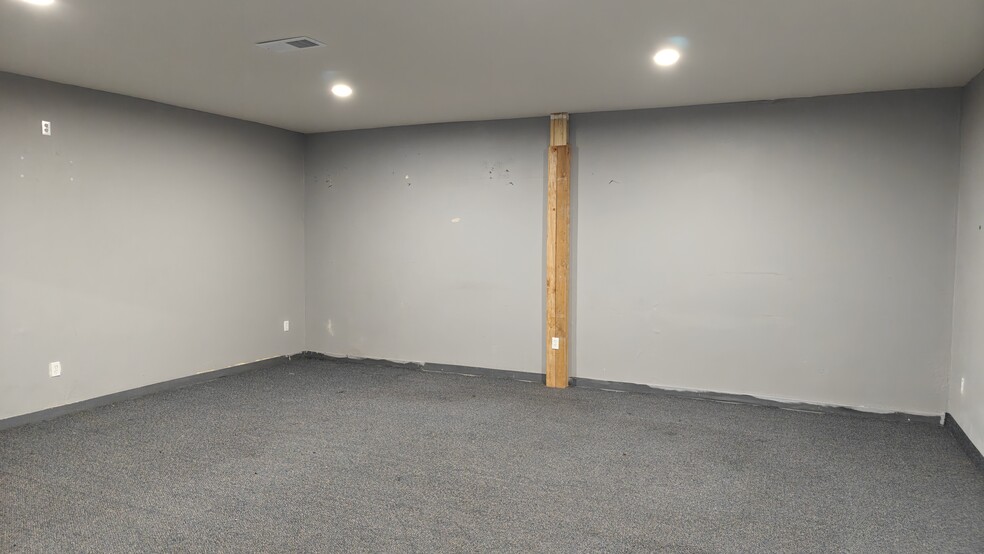 More Photos Of 2123 Southmore Ave, Pasadena Storefront Retail Office For Sale