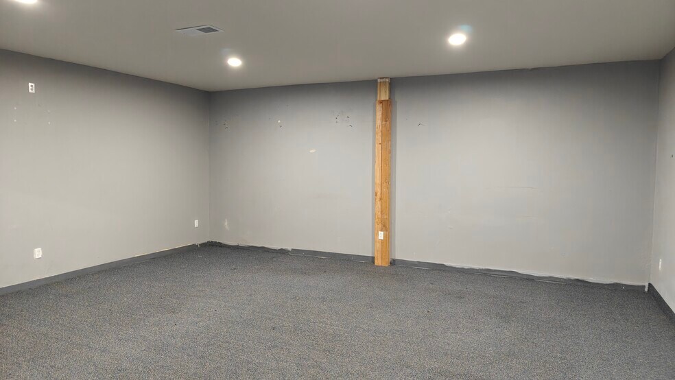 More Photos Of 2123 Southmore Ave, Pasadena Storefront Retail Office For Lease