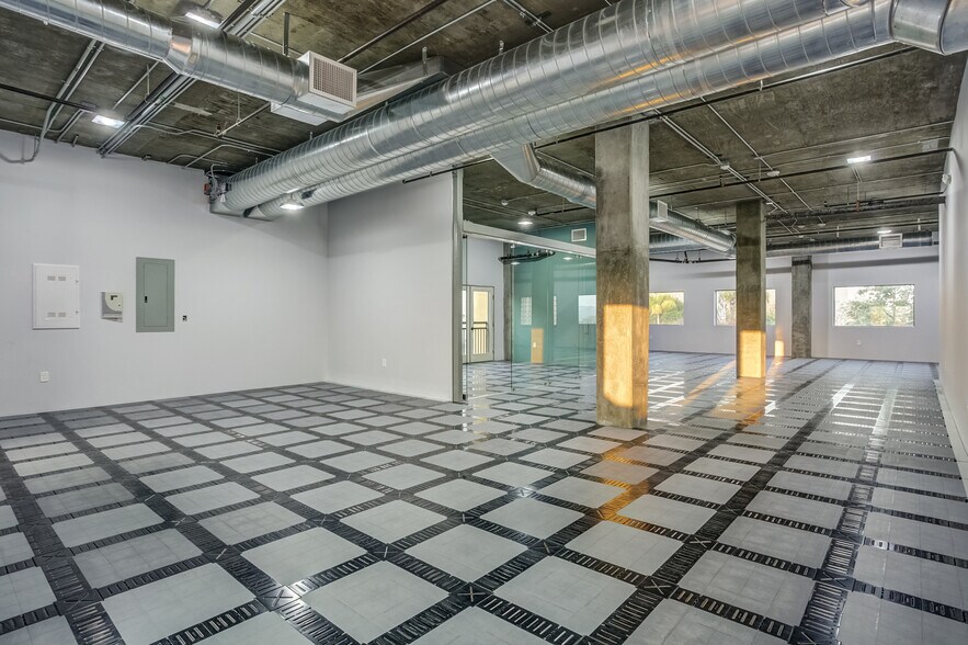 More Photos Of 2180 S El Camino Real, Oceanside Office For Sale