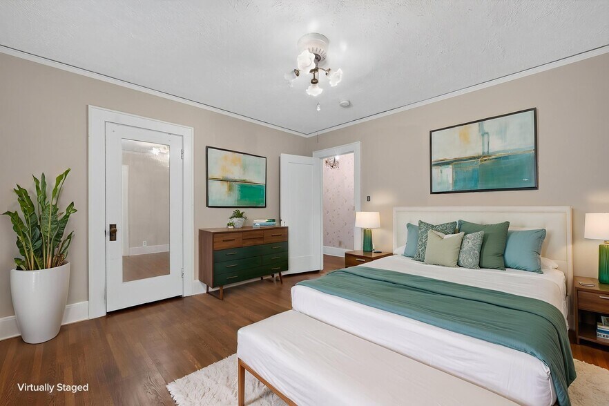 More Photos Of 119 S Adams St, Glendale Multifamily For Sale