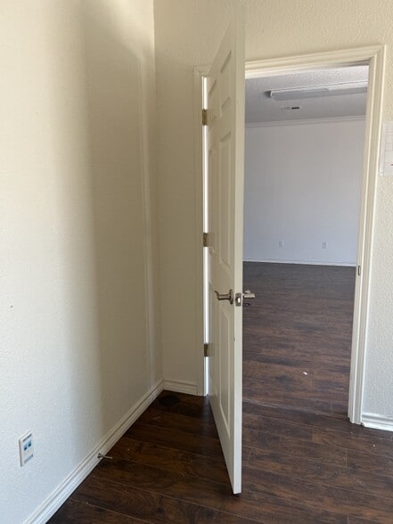 More Photos Of 4003 W Stan Schlueter Loop, Killeen Medical For Lease