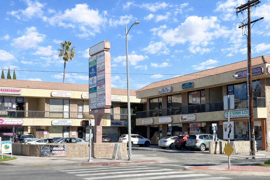 Primary Photo Of 18625 Sherman Way, Reseda Office For Lease