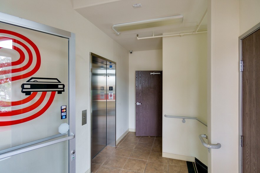More Photos Of 3614 Pacific Coast Hwy, Torrance Storefront Retail Office For Lease