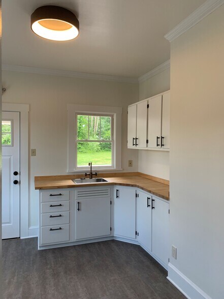 More Photos Of 729 N Hickory Ave, Bel Air Office For Lease