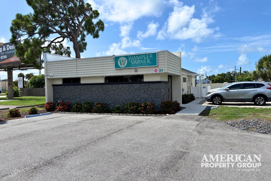 More Photos Of 31 W Green St, Englewood Medical For Lease