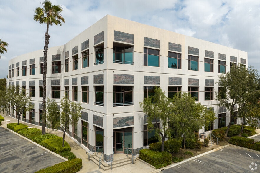 More Photos Of 3500 Porsche Way, Ontario Office For Lease