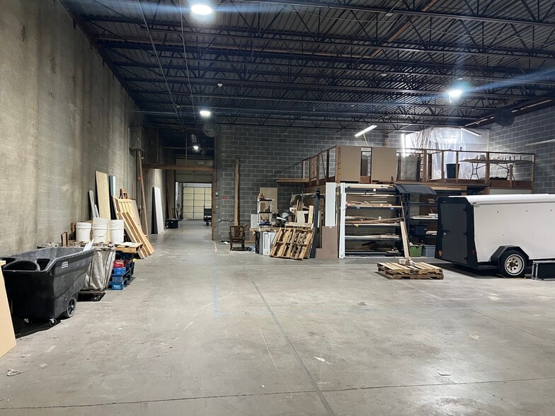 More Photos Of 1225-1301 E 18th St, Kansas City Warehouse For Sale