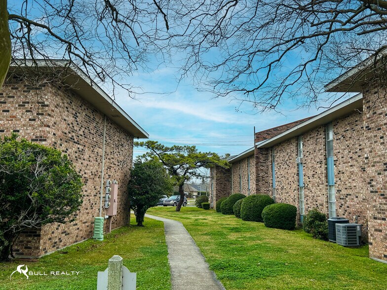 More Photos Of 317 Guilbeau Rd, Lafayette Apartments For Sale