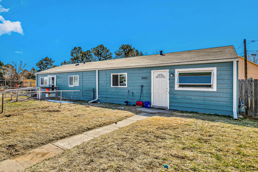 Primary Photo Of 6680 E 63rd Pl, Commerce City Apartments For Sale