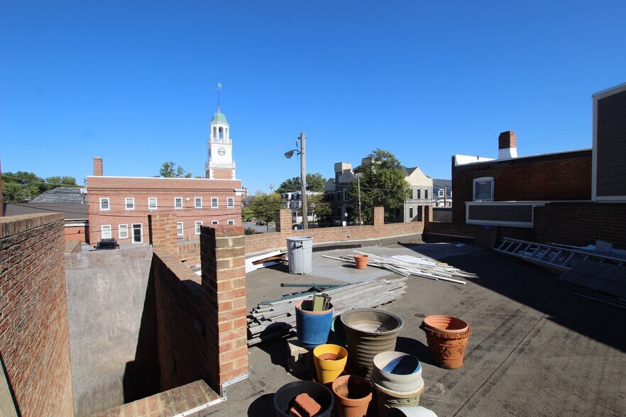 More Photos Of 513 Poplar St, Cambridge Storefront Retail Residential For Sale