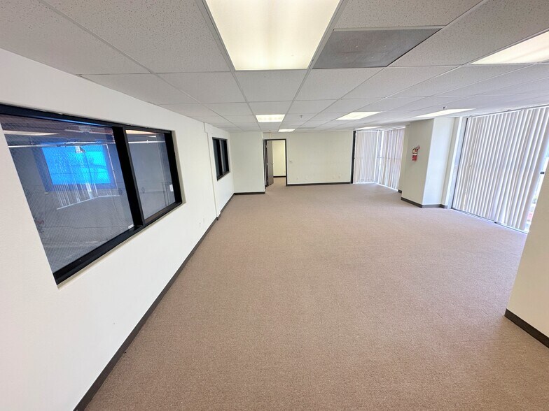 More Photos Of 5021 Tyler Ave, Temple City Manufacturing For Lease