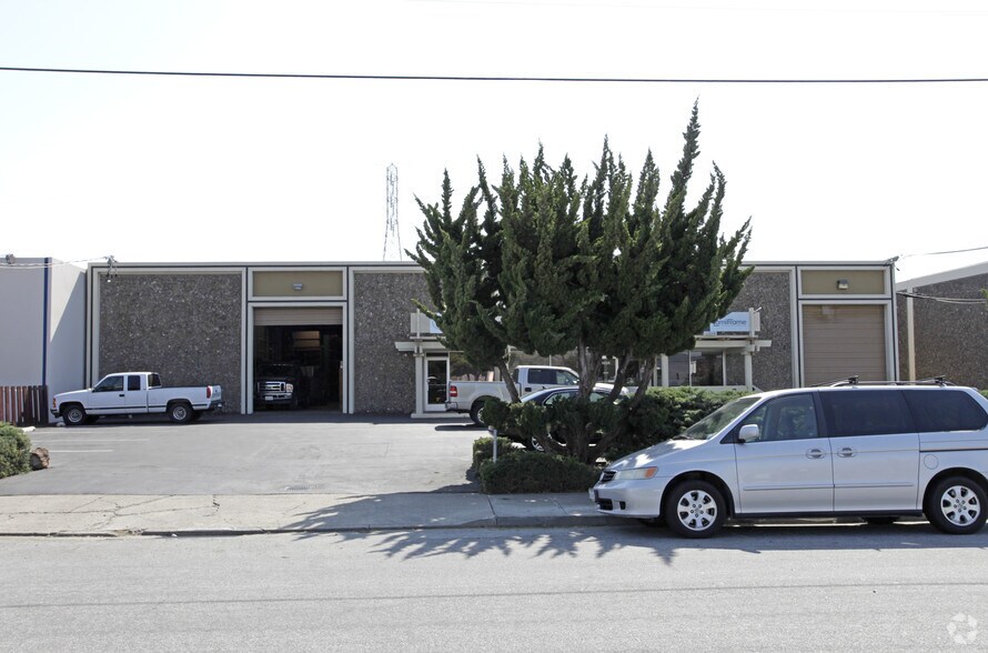 More Photos Of 14529-14531 Griffith St, San Leandro Warehouse For Lease
