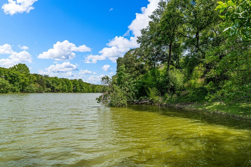 More Photos Of TBD Rainbow Dr, Woodway Land For Sale