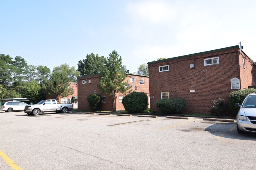 More Photos Of 1724 Taylor Rd, East Cleveland Apartments For Sale