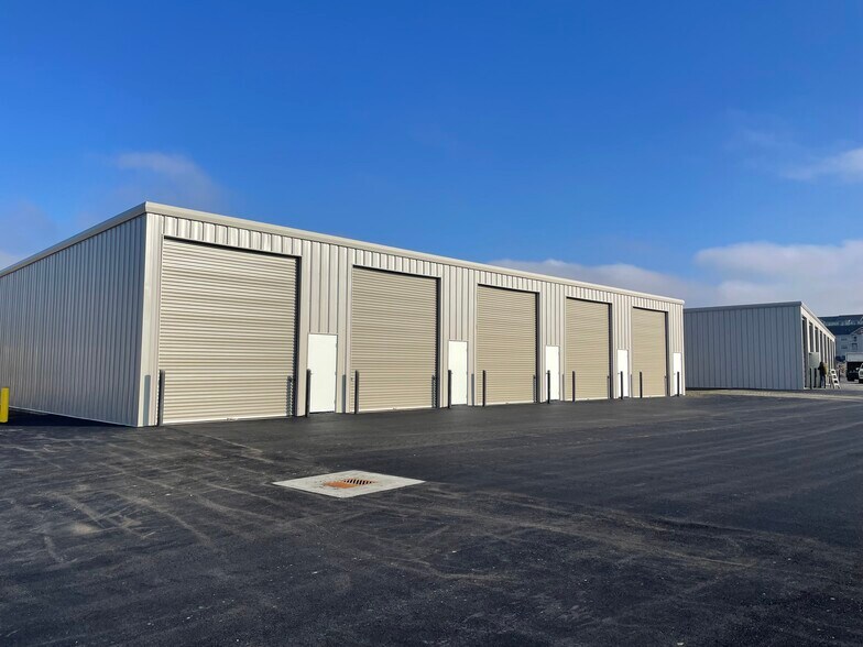 More Photos Of 10525 Ridgeline Dr, Kennewick Self Storage For Sale