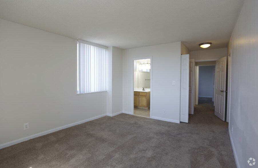 More Photos Of 3901 Suitland Rd, Suitland Apartments For Sale
