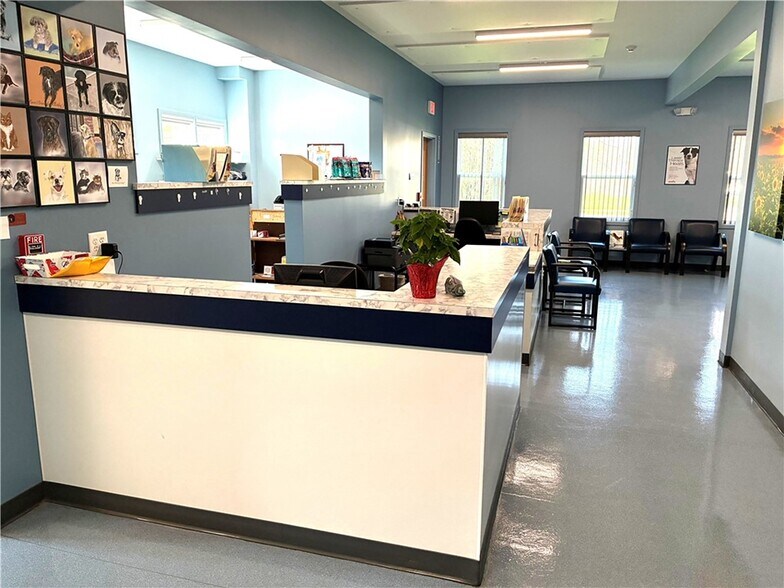 More Photos Of 1055 Denise Rd, Greece Veterinarian Kennel For Sale