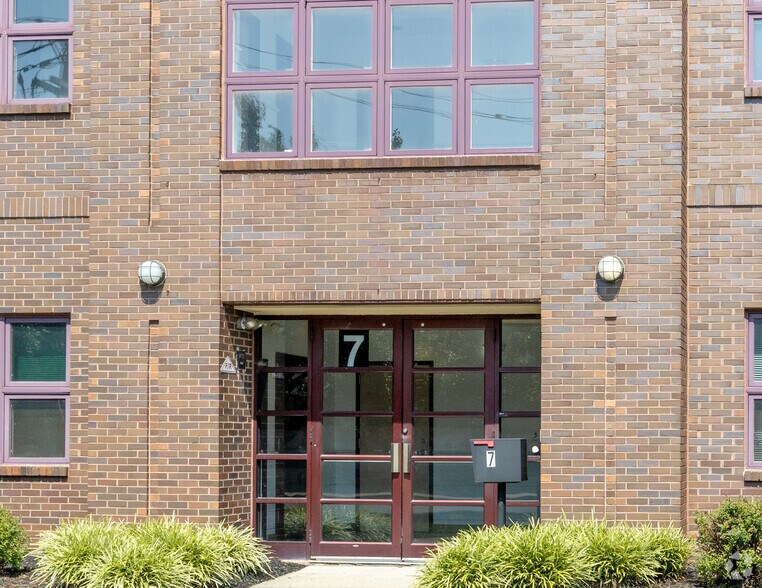 More Photos Of 7 Dunmore Ave, Ewing Office For Lease