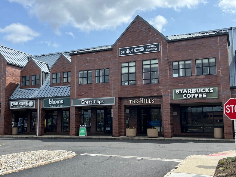 More Photos Of 400-470 US Highway 202/206 Dr, Bedminster Unknown For Lease