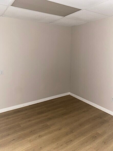 More Photos Of 343 W Central Ave, Lake Wales Office Residential For Lease