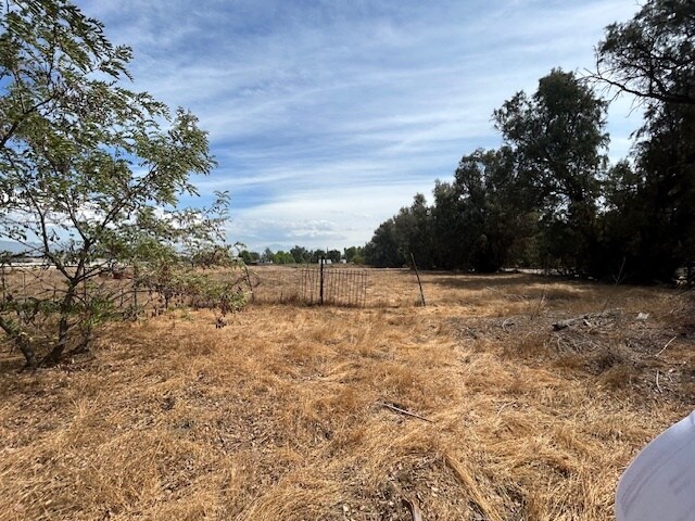 More Photos Of 11139 Laurel Ave, Bloomington Land For Sale