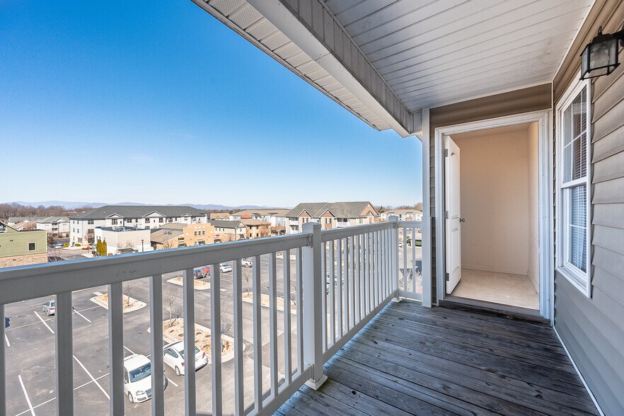 More Photos Of 301 Rotunda St, Lynchburg Apartments For Sale
