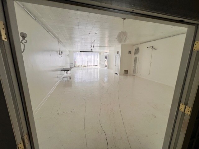 More Photos Of 1524 Madison Ave, Memphis Storefront Retail Office For Lease