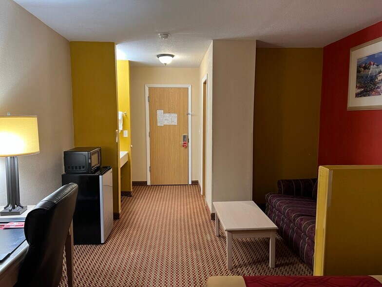 More Photos Of 1614 Antique City Dr, Walnut Hotel For Sale