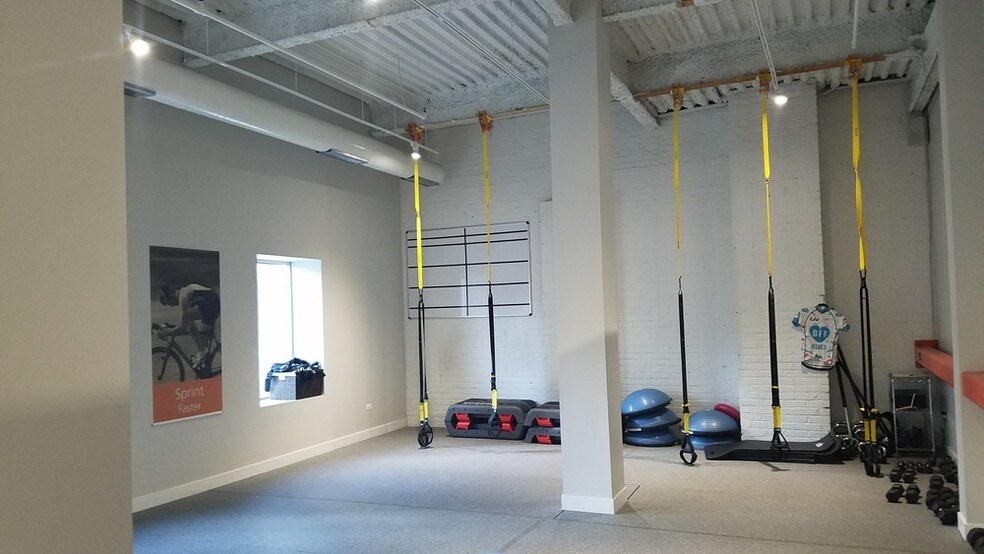 More Photos Of 1221 N La Salle Dr, Chicago Multifamily For Sale