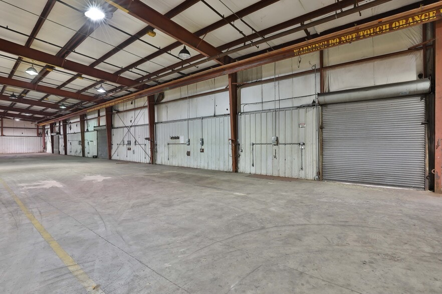 More Photos Of 12130 Highway 3, Webster Unknown For Lease