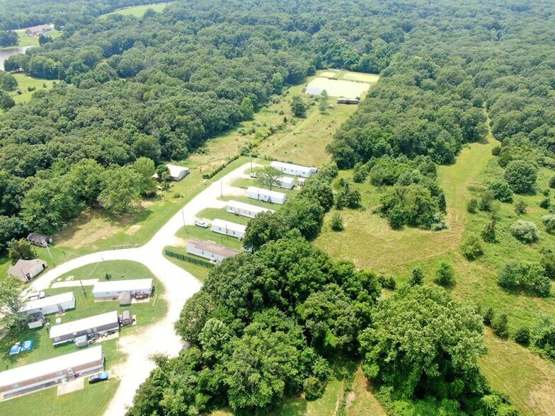 More Photos Of 2902 Clay St, De Soto Manufactured Housing Mobile Home Park For Sale