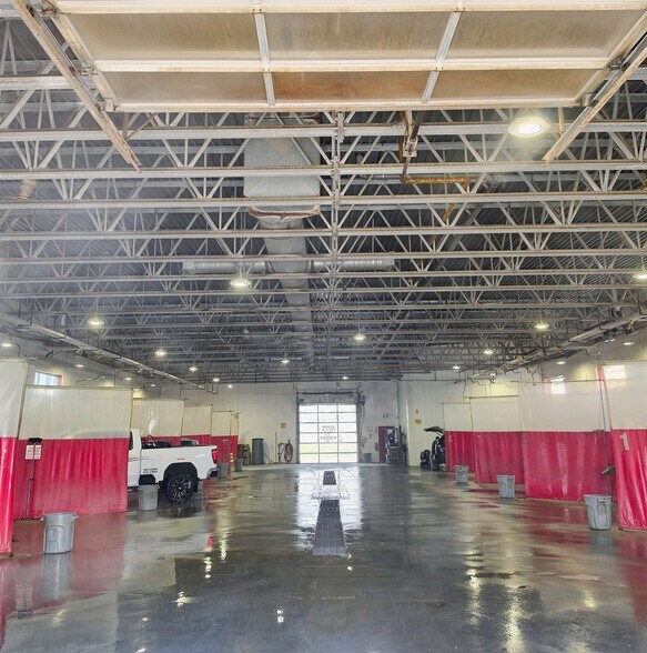 Primary Photo Of 11729 105 St, Grande Prairie Carwash For Sale